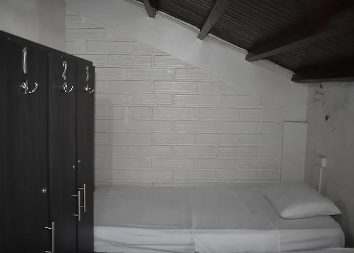 Esmed Hostel